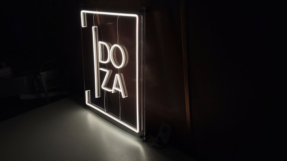 Рекламне оформлення кавової точки DOZA COFFEE